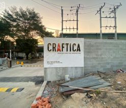 Biển hiệu chữ inox mặt mica tphcm