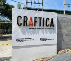 Biển hiệu chữ inox mặt mica tphcm