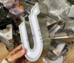 bảng hiệu trung tâm bảo dưỡng xe