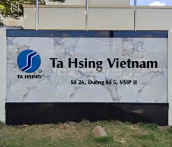 Thi công biển chữ nổi mica