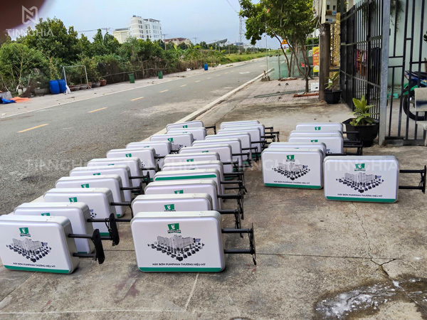 Làm Hộp Đèn Mica Quảng Cáo Thuận An