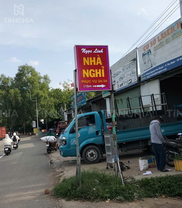 hop-den-vay-tai-binh-duong (4) Làm hộp đèn vẫy tại Bình Dương