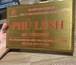 làm biển hiệu inox ăn mòn cho công ty