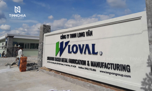 HOÀN THIỆN BẢNG HIỆU ĐÁ CHỮ INOX CÔNG TY LONG VÂN